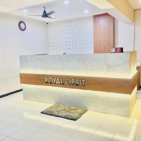 Hotel Royal Orbit Rajkot Exterior photo