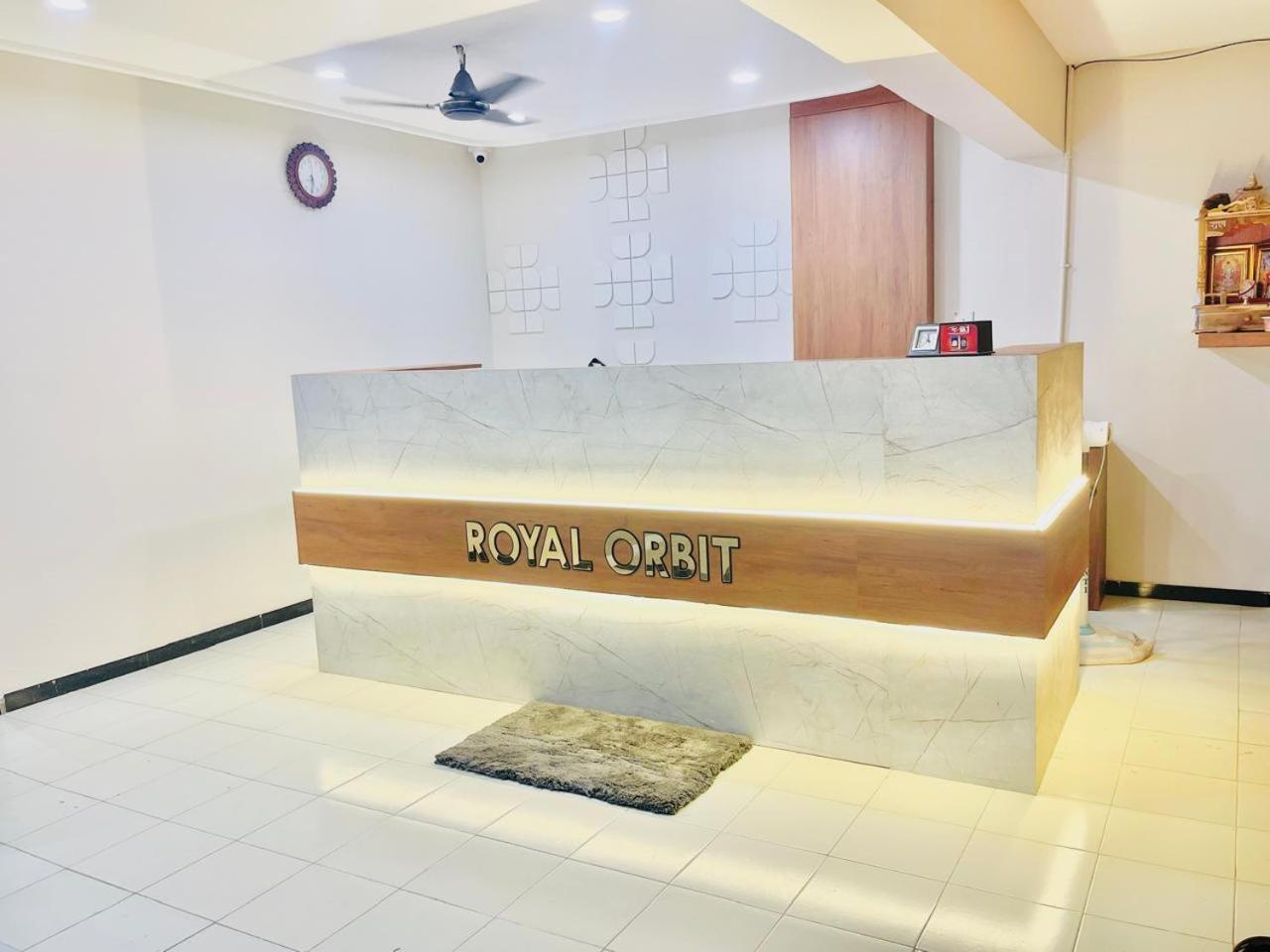 Hotel Royal Orbit Rajkot Exterior photo